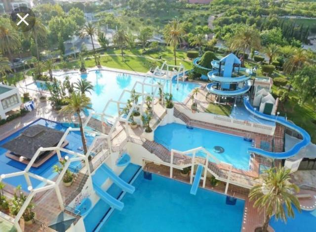 Benalbeach Jr Suite มาลากา ภายนอก รูปภาพ